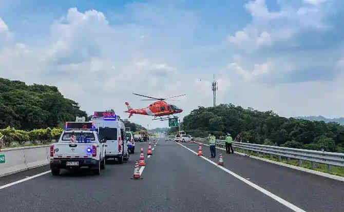 五原高速公路汽车救援案例